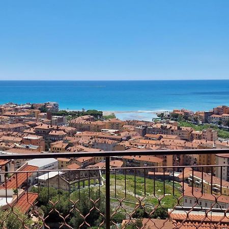 Thekeystudio, La Casa Del Mare Azzurro With Seaview เวนติมิญา ภายนอก รูปภาพ
