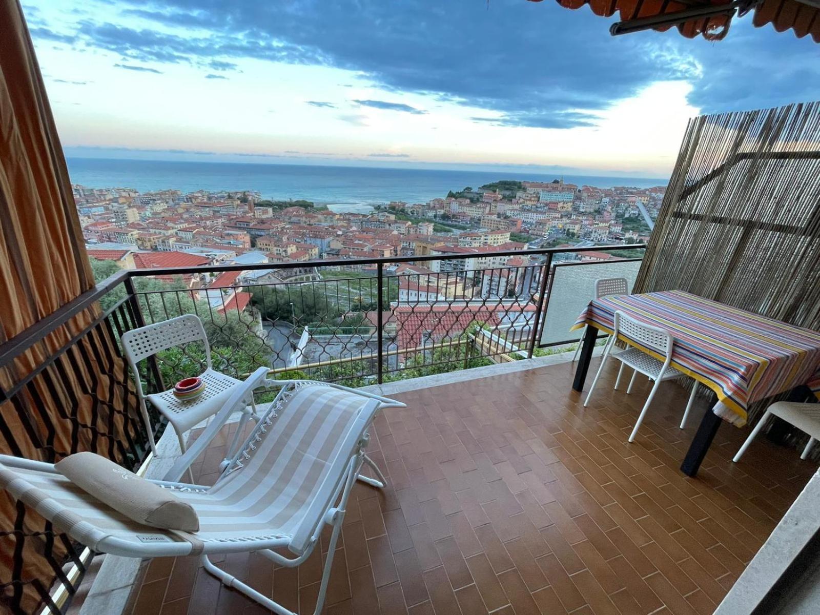 Thekeystudio, La Casa Del Mare Azzurro With Seaview เวนติมิญา ภายนอก รูปภาพ
