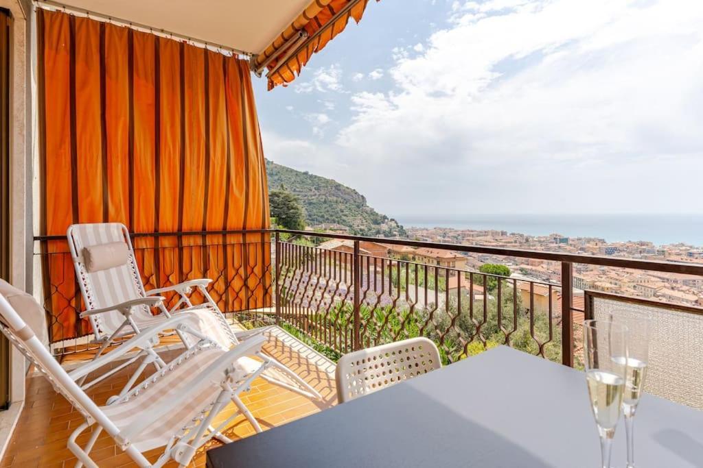 Thekeystudio, La Casa Del Mare Azzurro With Seaview เวนติมิญา ภายนอก รูปภาพ